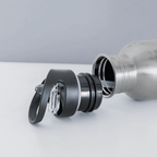 Gourde avec Paille – Pratique, Écologique et Idéale pour Votre Hydratation - argent clair