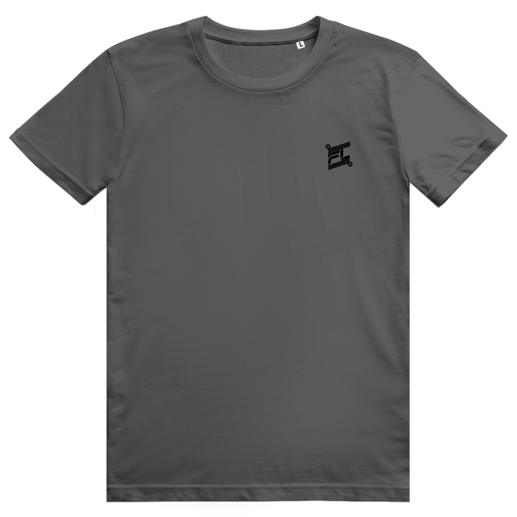 T-shirt streetwear gris, coupe classique. Face avant minimaliste avec un logo noir discret imprimé sur la poitrine, conçu pour contraster avec un dos graphique.