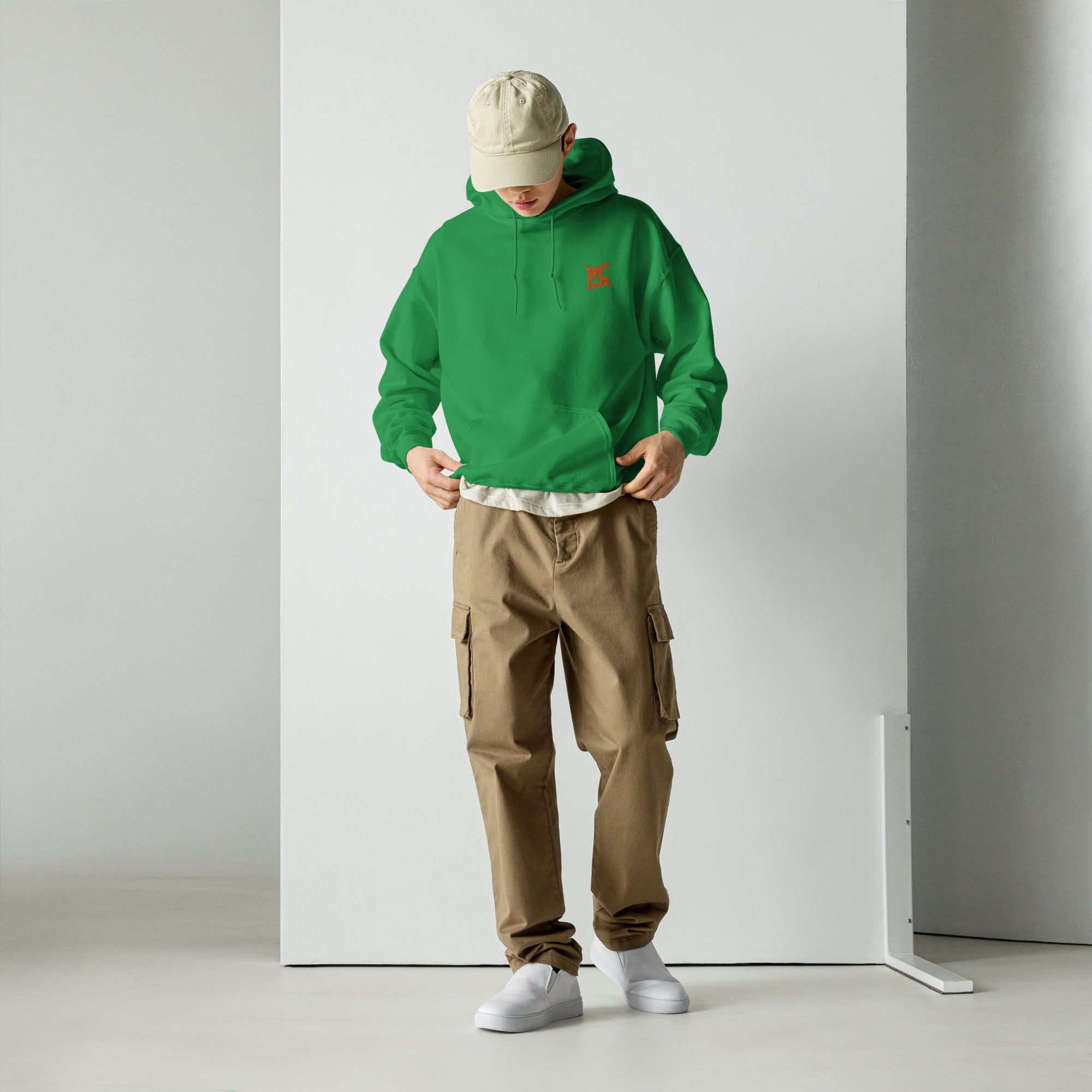 FL-FIT Hoodie — homme, vert classic, face avant, logo FL brodé poitrine gauche, coupe classique