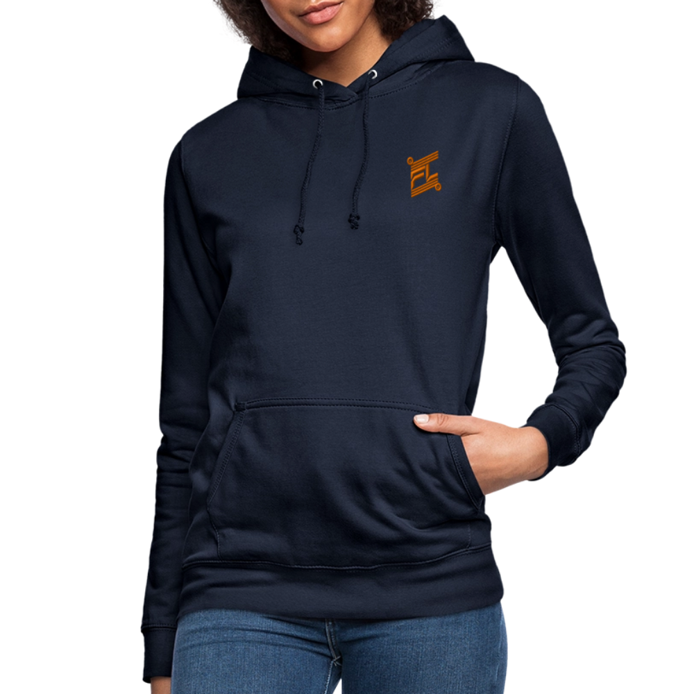 Sweat à capuche femme FL-FIT marine porté mannequin vue trois-quarts, coupe confort, capuche doublée, logo FL-FIT orange brodé sur la poitrine gauche, fond blanc
