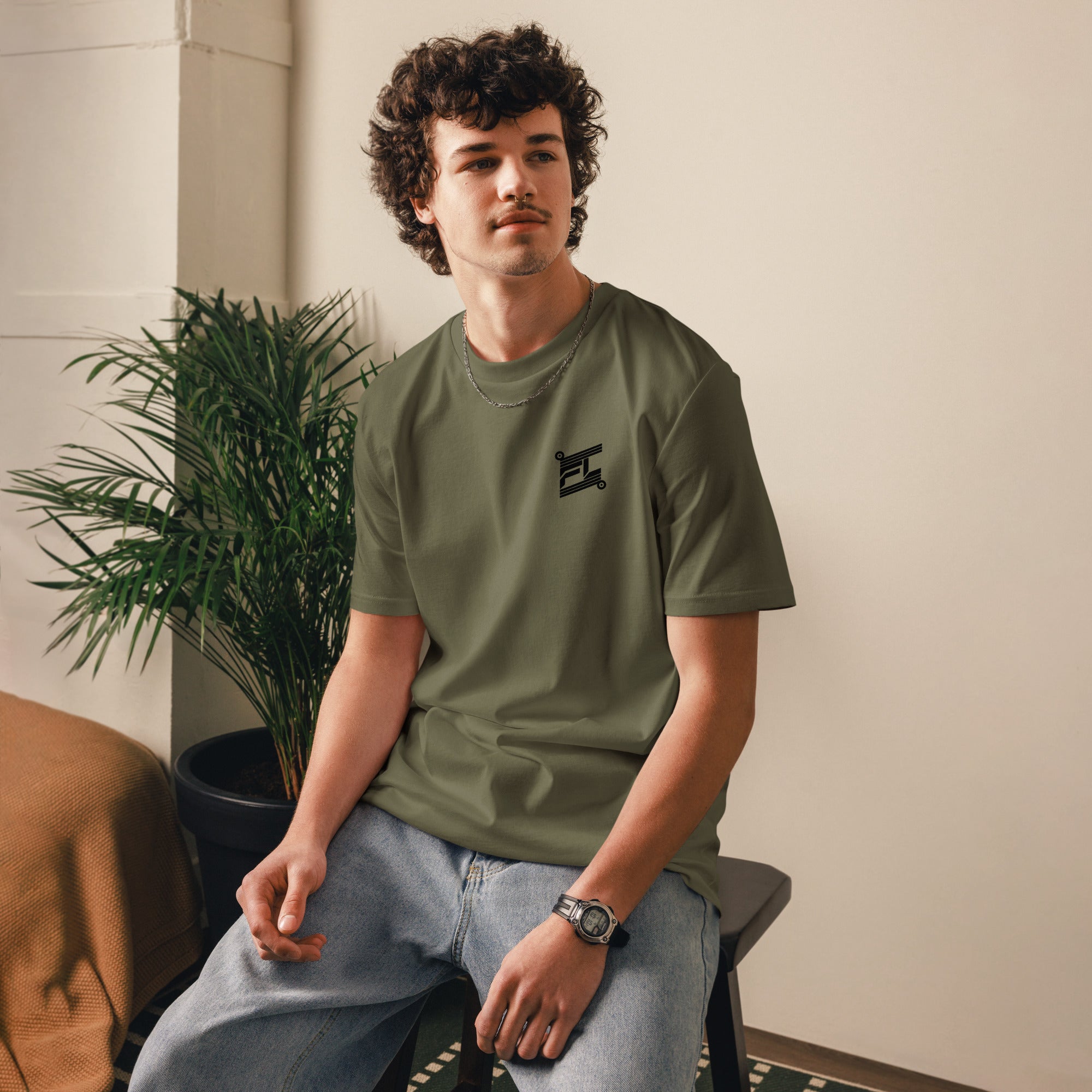 FL-FIT T-shirt oversize — homme, kaki, face avant, logo FL brodé poitrine, tombé ample épaules, coton bio, style utilitaire