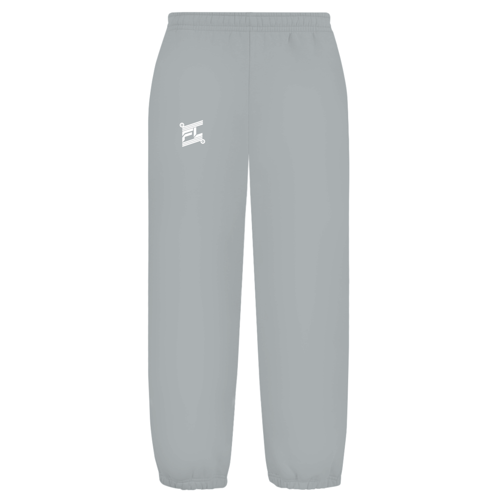 Face avant d'un pantalon fluffy de couleur gris avec logo FL blanc