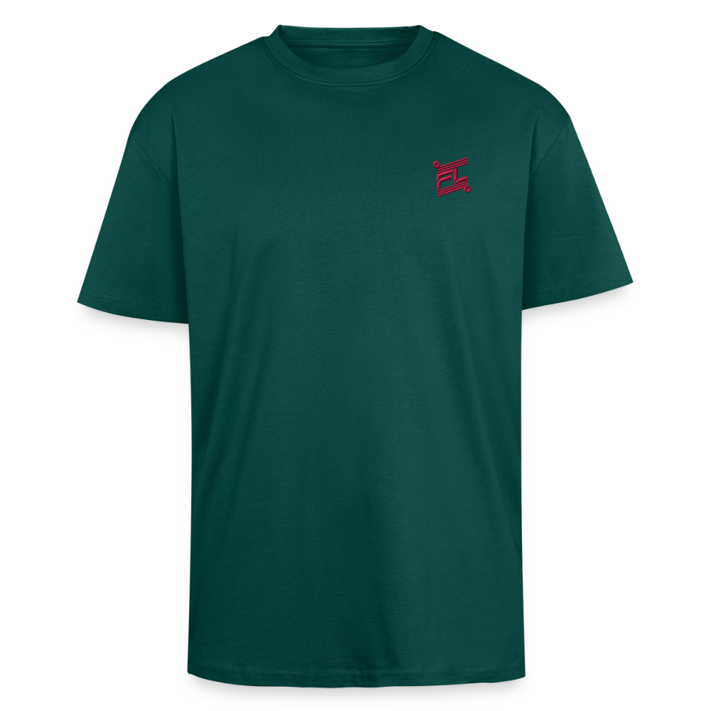 face avant d'un t-shirt unisexe oversize couleur vert foret de la marque FL-FIT avec le logo rouge brodé pour un look décontracté 
