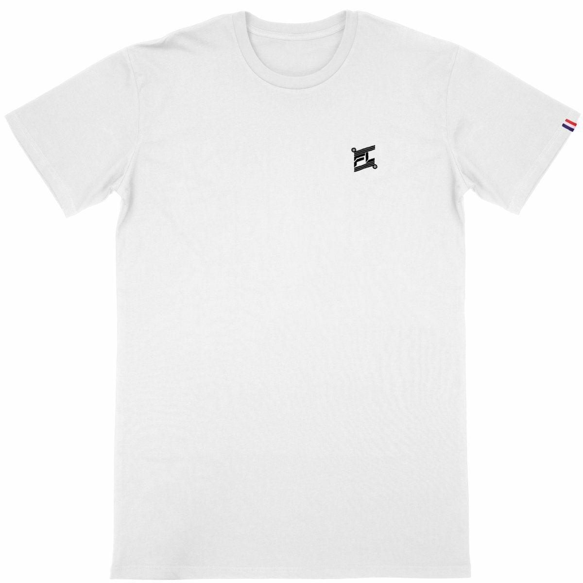 Face avant d'un t-shirt français et fabriqué en france avec un logo floqué noir sur la poitrine et le drapeau français sur la manche gauche 
