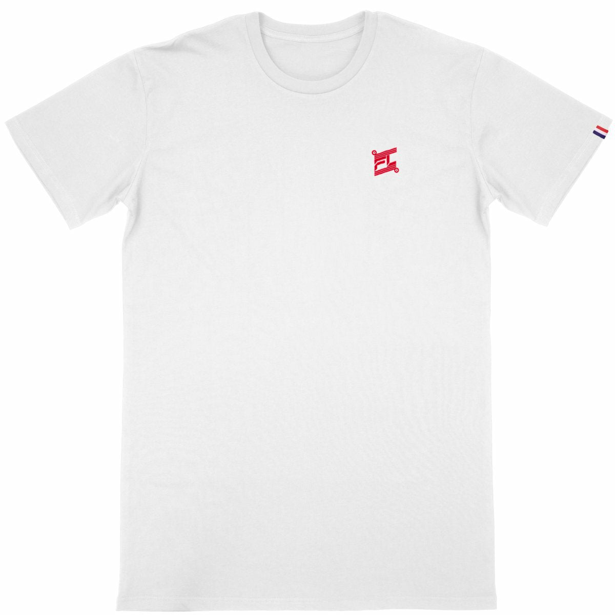 Face avant d'un t-shirt français et fabriqué en france avec un logo floqué rouge sur la poitrine et le drapeau français sur la manche gauche 